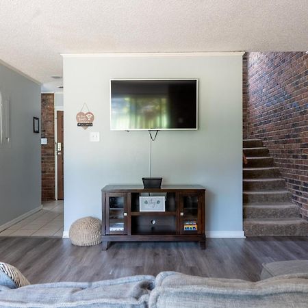 Willow Way: Cozy Retreat 포르 스미스 외부 사진